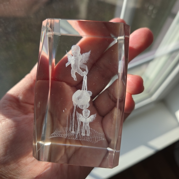 3D Laser Etched Glass Paperweight Cube Art Angel Baby & Stork Crystal Beautiful - Picture 3 of 13